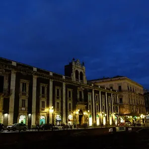 Domoikos 2*, Catania Italia